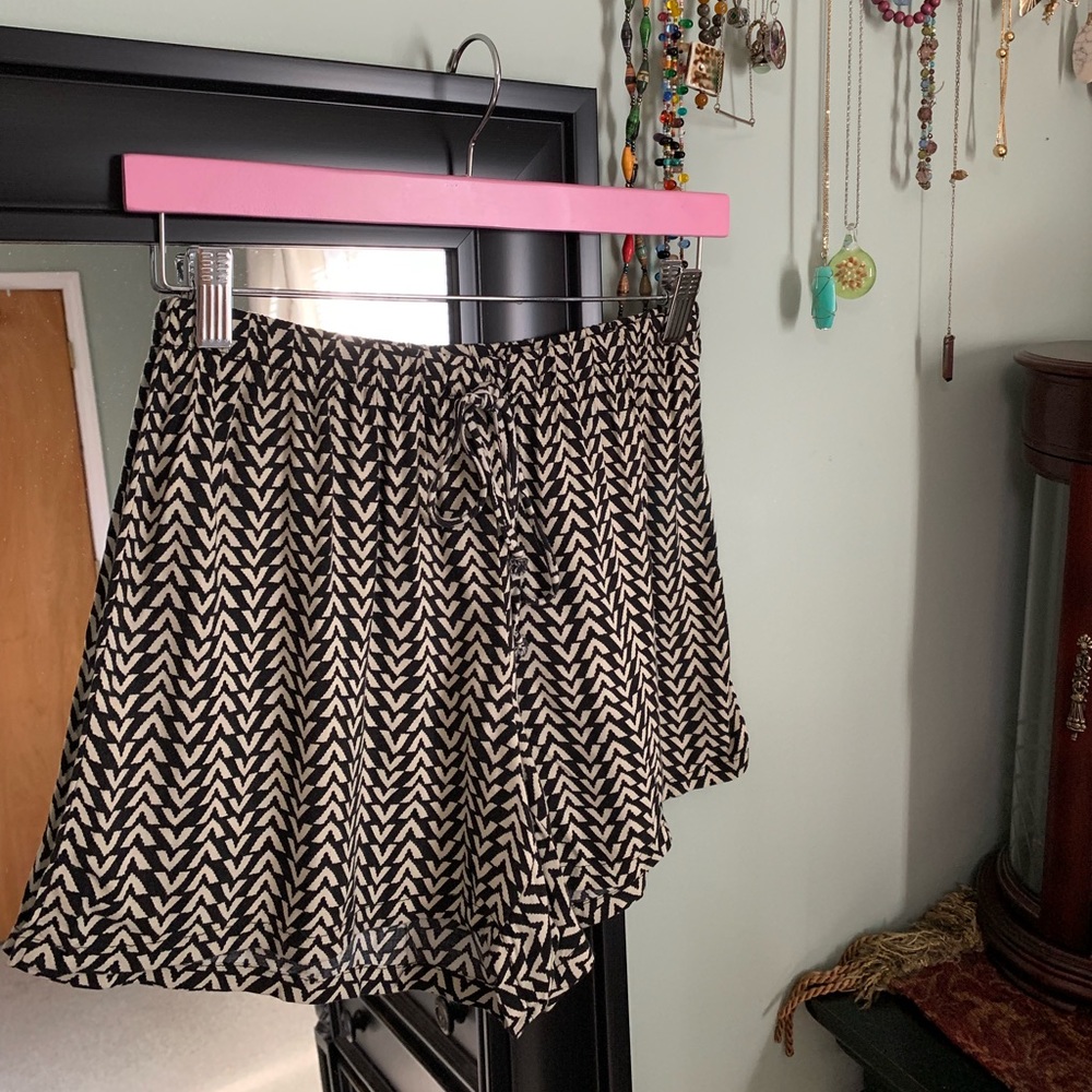 ✨super comfy high or mid rise shorts✨